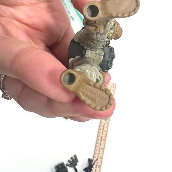 Chap Mei 2008 US ARMY military vehicle action figures and accessories 4” scale - Picture 15 of 15